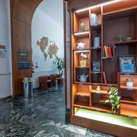 Hotel B&B Hotel Trieste 3*