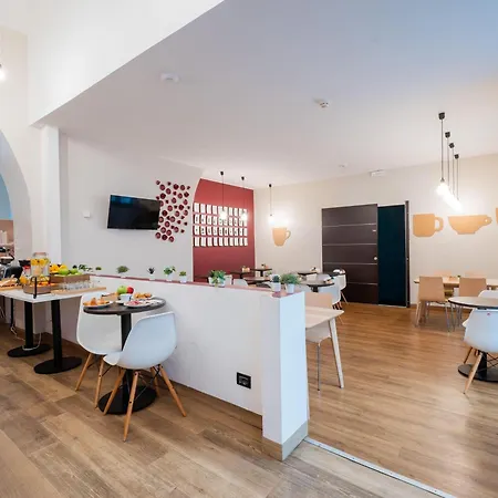 B&B Hotel Trieste Отель