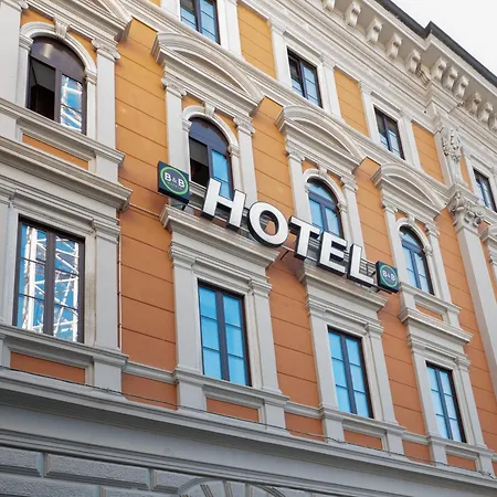 B&B Hotel Trieste Готель Трієст