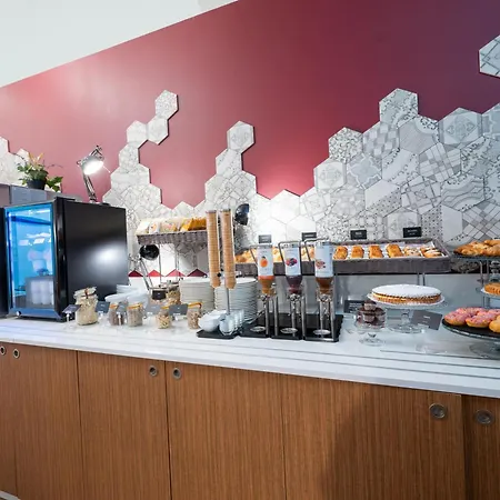 Отель B&B Hotel Trieste 3*