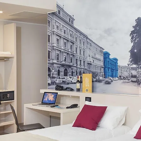 B&B Hotel Trieste Готель Трієст