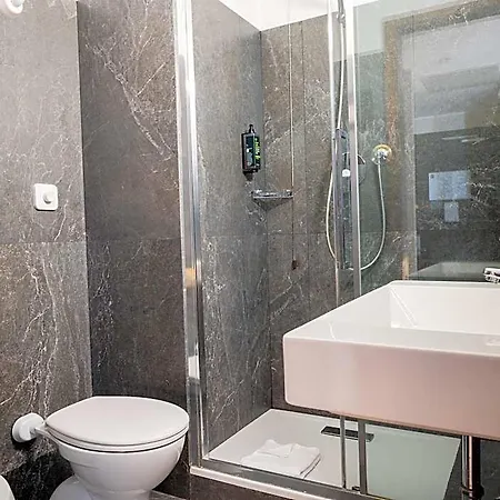 B&B Hotel Trieste Hotel