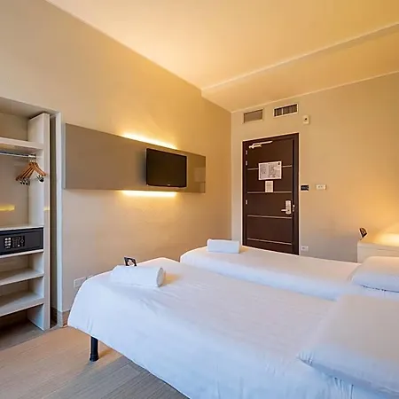 Hotel B&B Hotel Trieste 3*