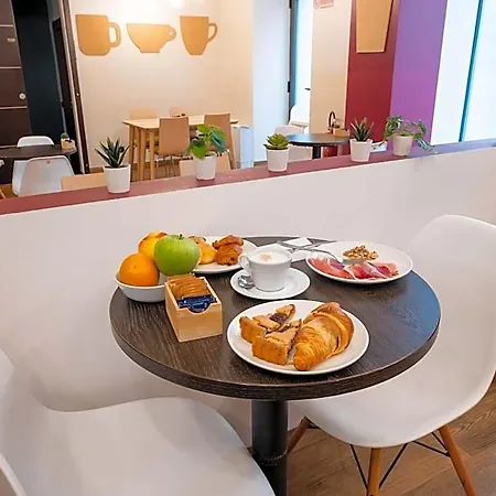 Hotel B&B Hotel Trieste 3*