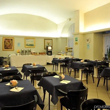 B&B Hotel Trieste Ξενοδοχείο 3*