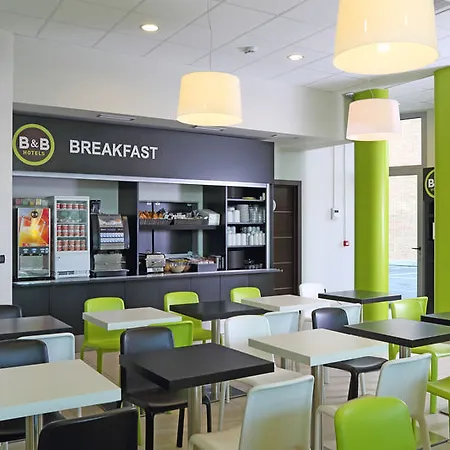 B&B Hotel Trieste Отель 3*