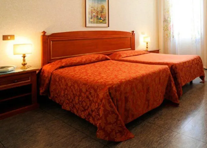 Hotell B&B Hotel Trieste 3*